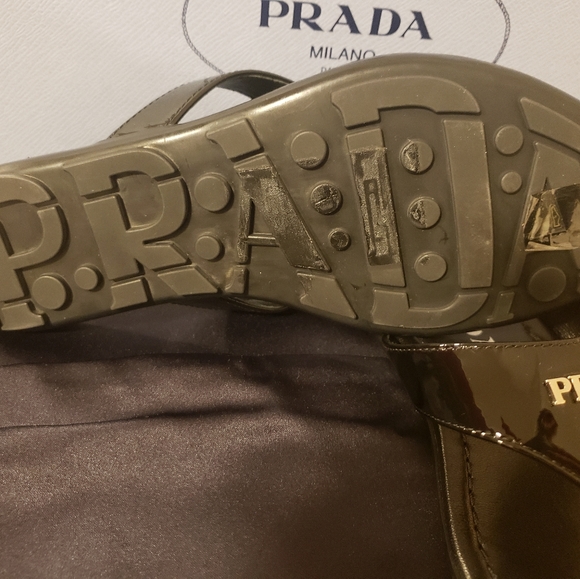 Prada flip flops - Picture 6 of 9